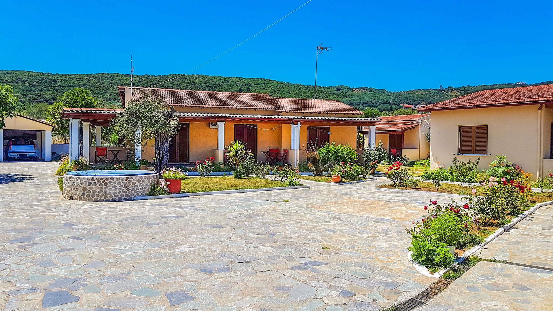 properties-PANOREAVIL-2.jpg