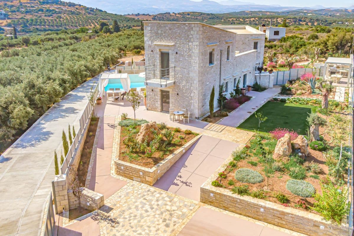 properties-PANORMOVL-0.jpg