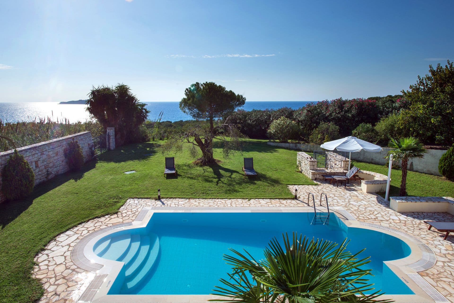 properties-PANORVILLA-1.jpg