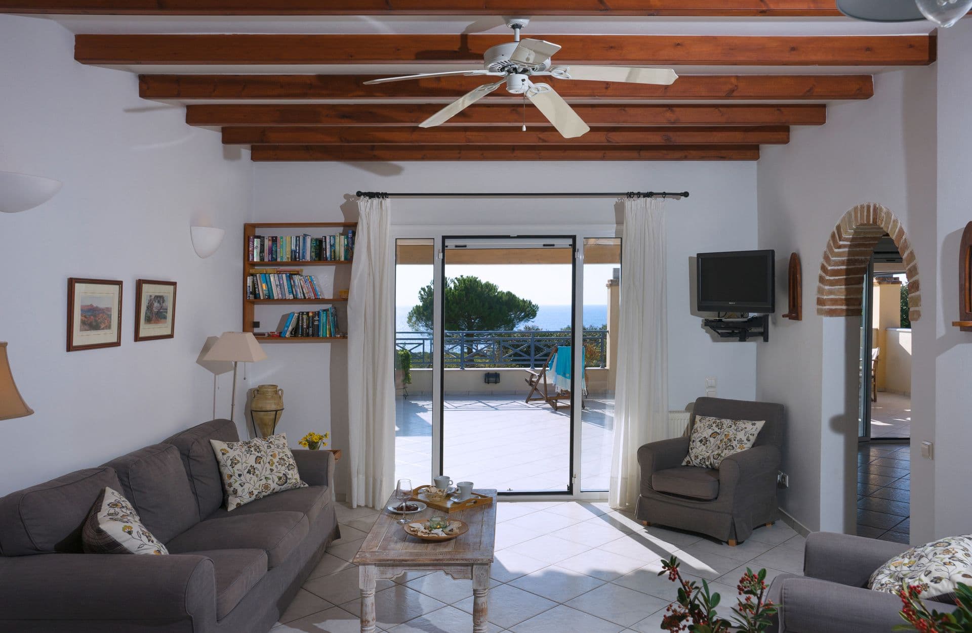 properties-PANORVILLA-4.jpg
