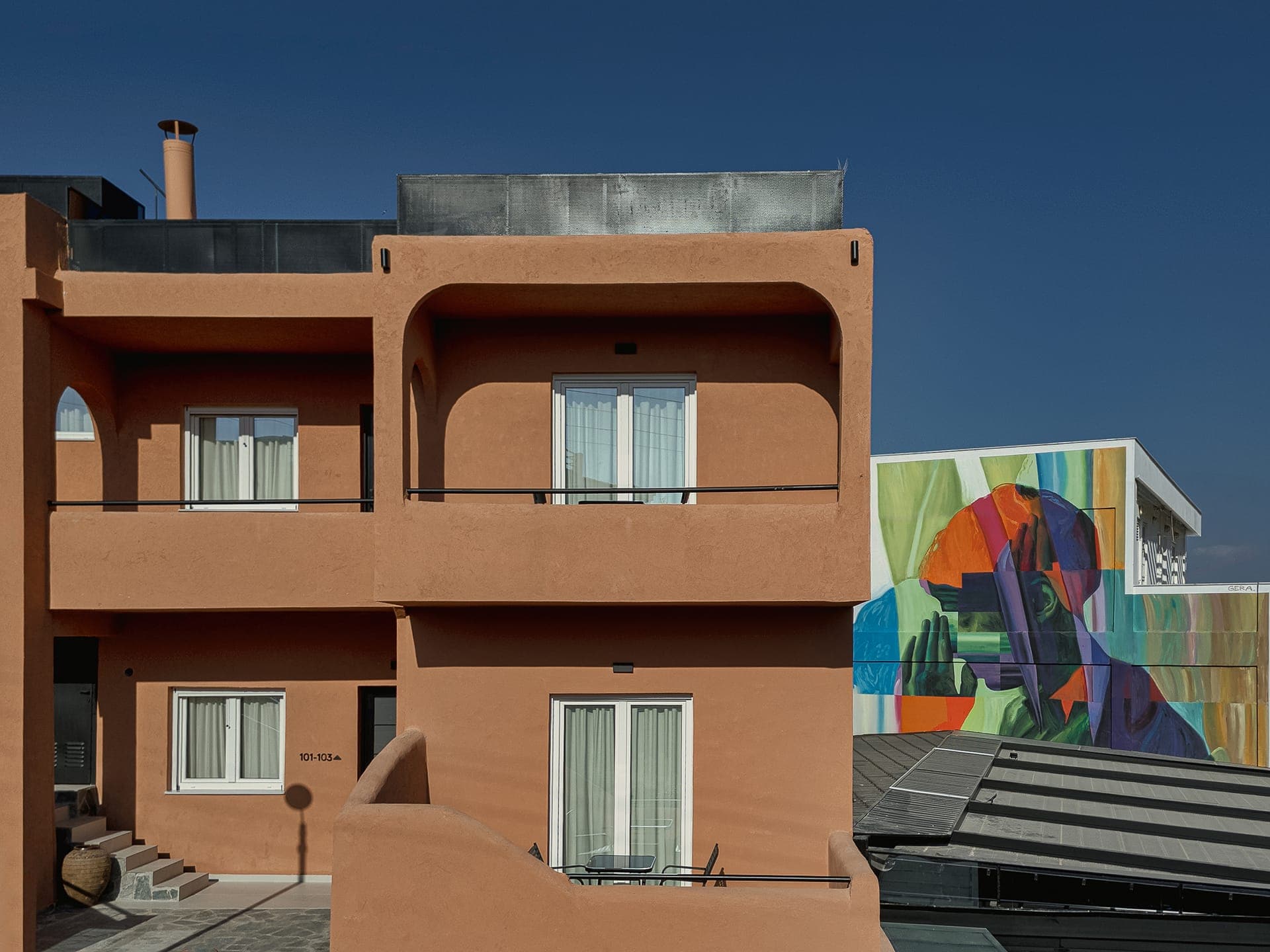properties-PAPIHOTEL-1.jpg