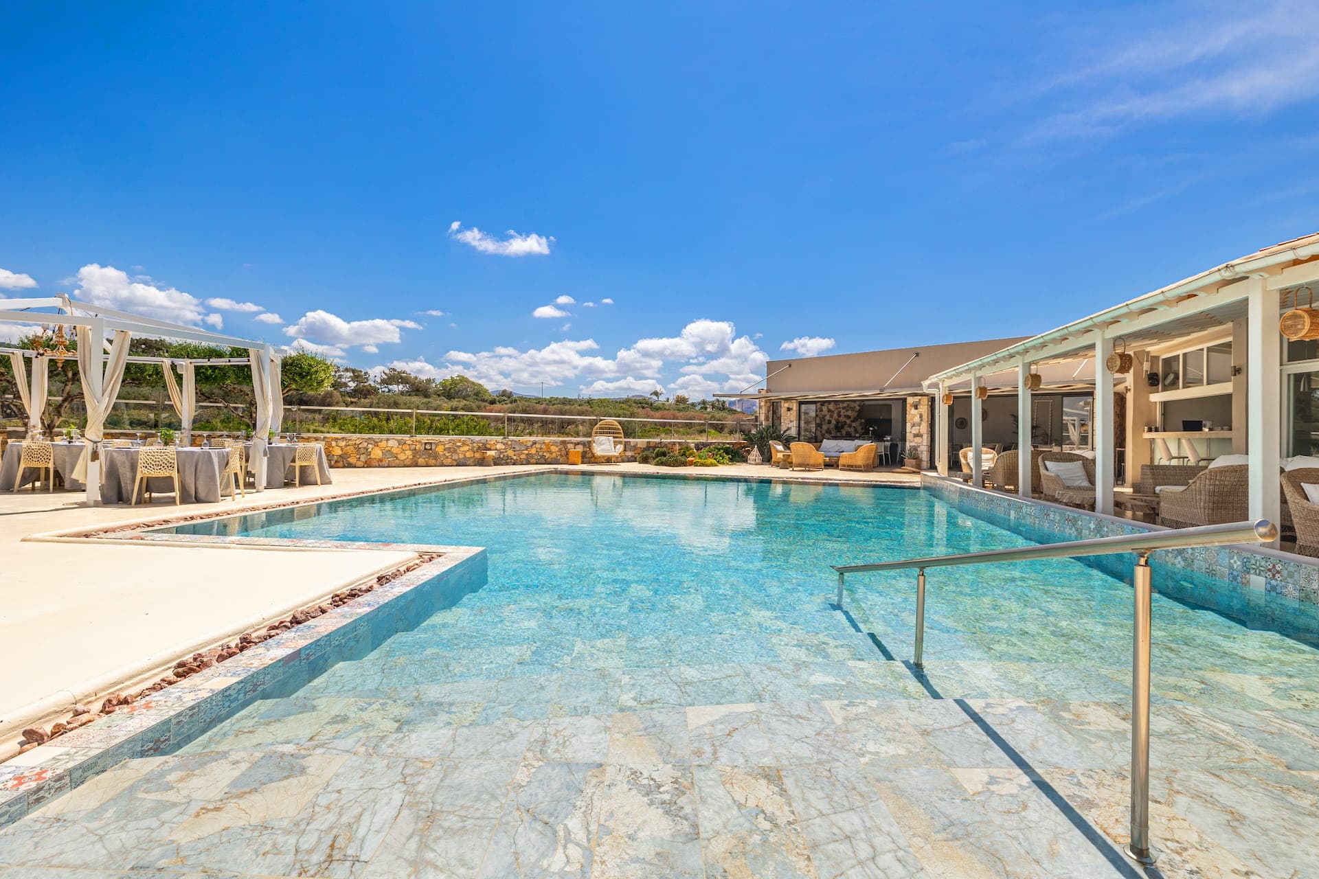 properties-PARADISLVL-0.jpg