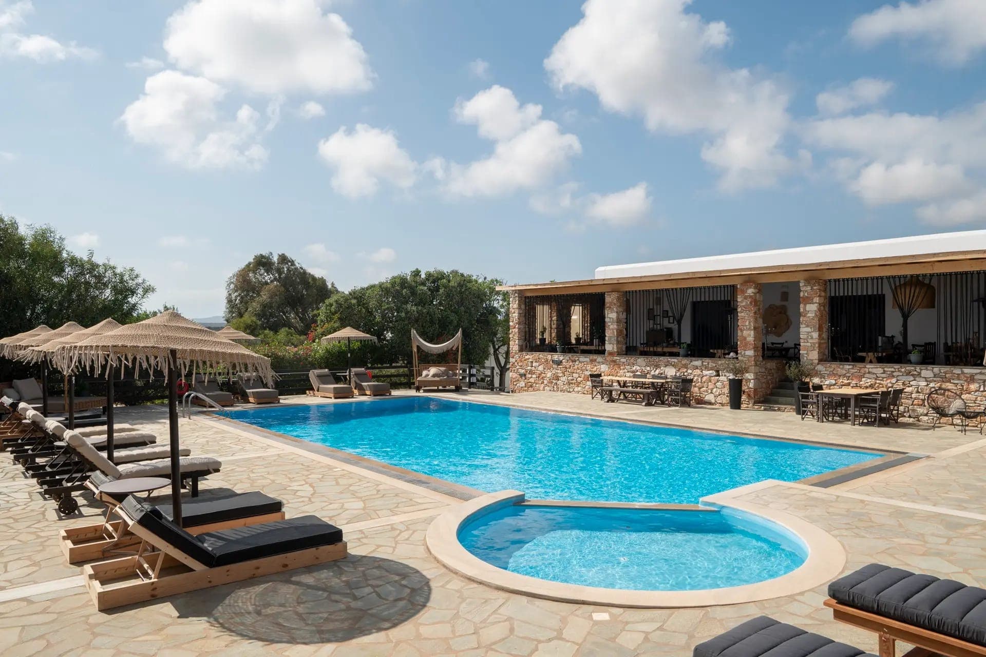 properties-PASLAND-0.jpg