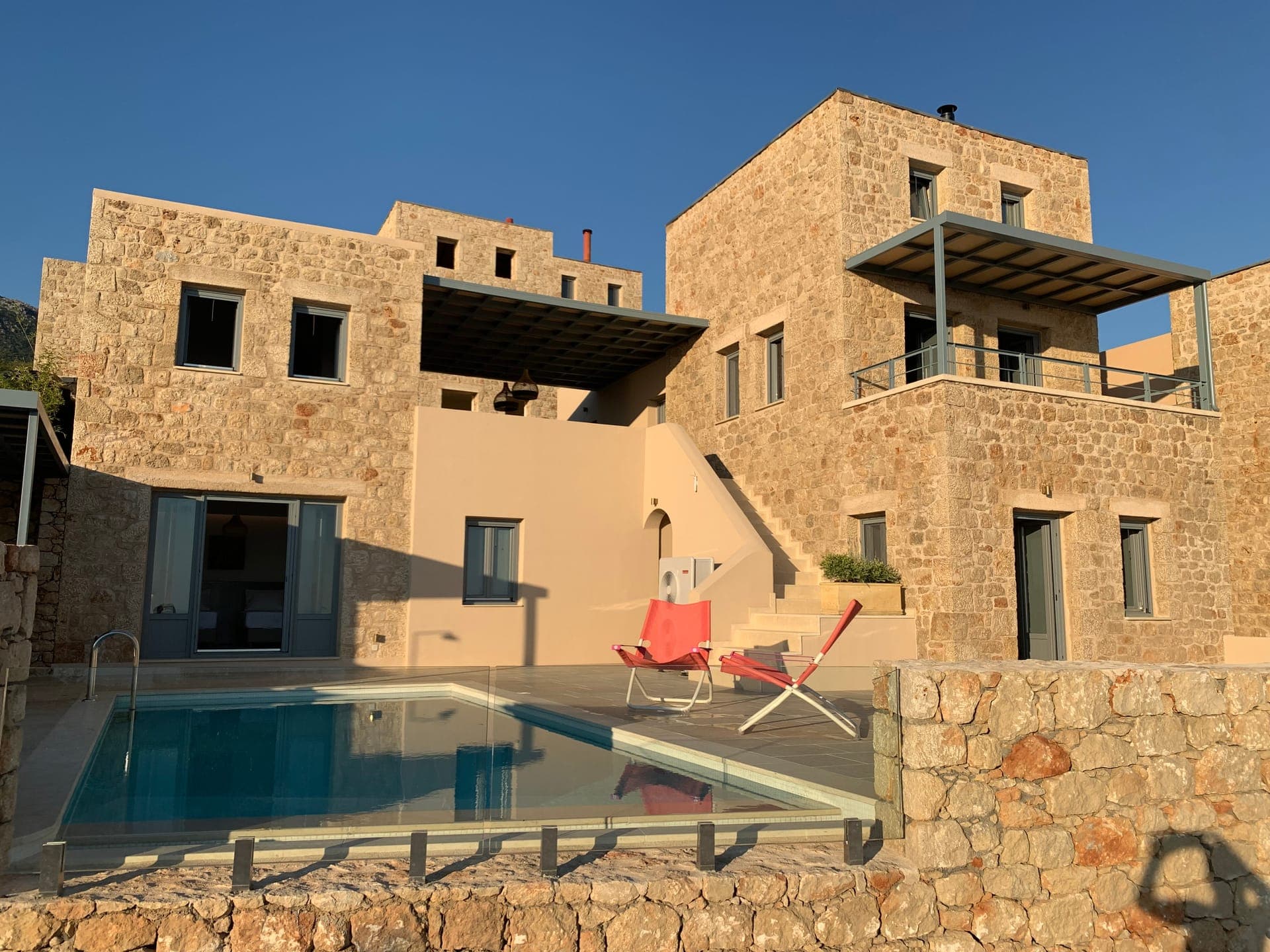 properties-PATIOVIL-2.jpg