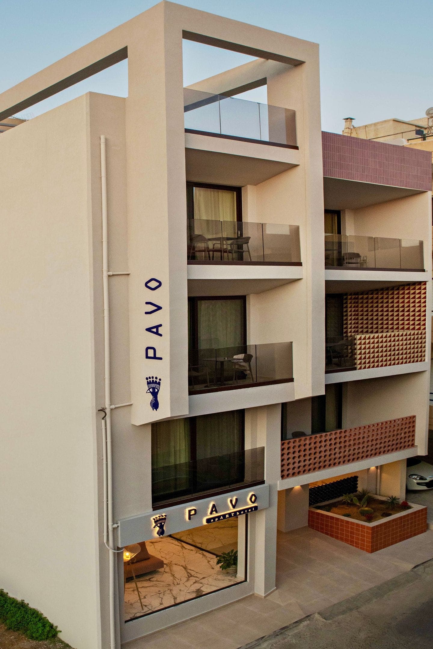 properties-PAVOAPARTH-2.jpg