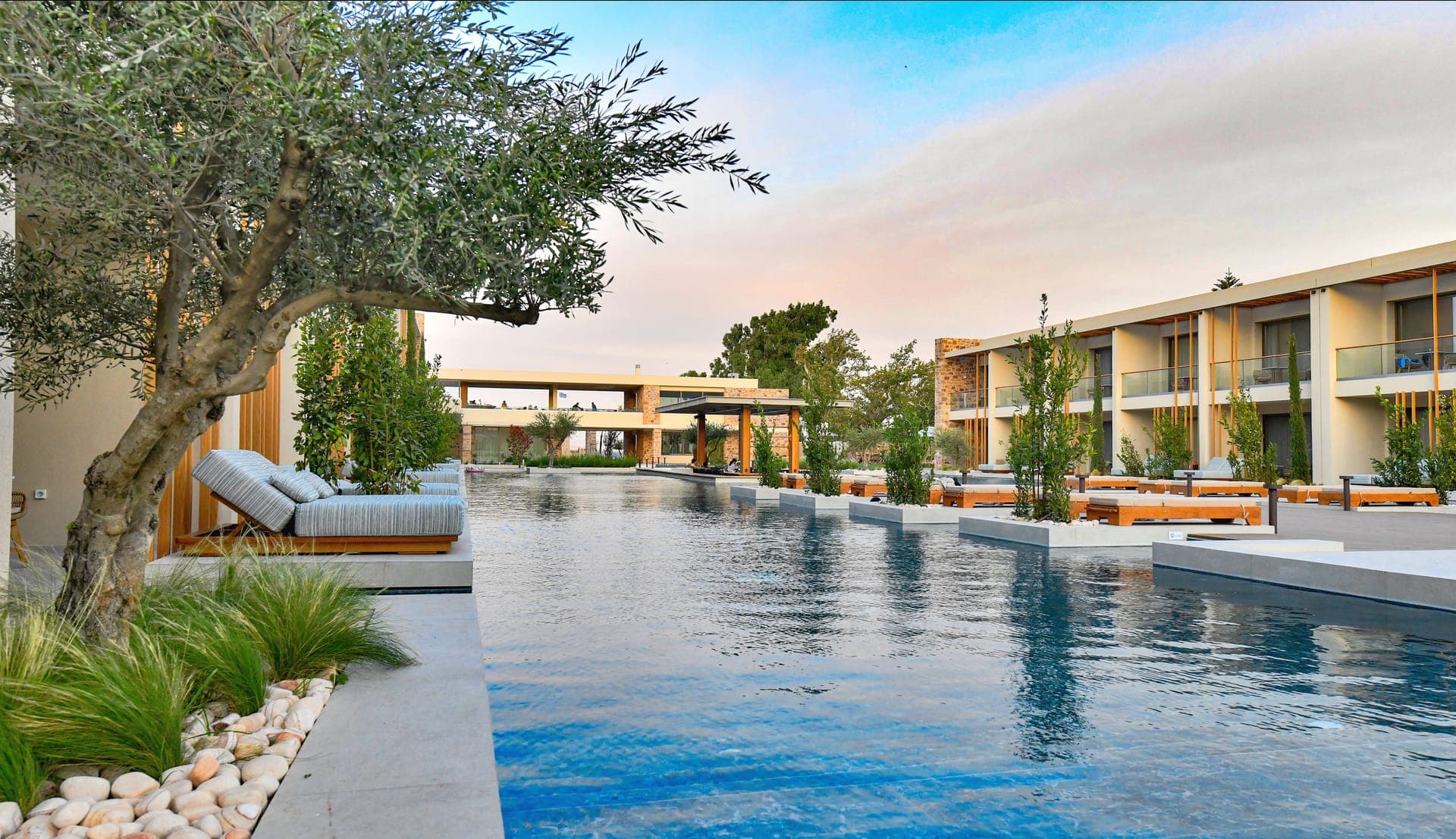 properties-PEARLCHIOS-0.jpg