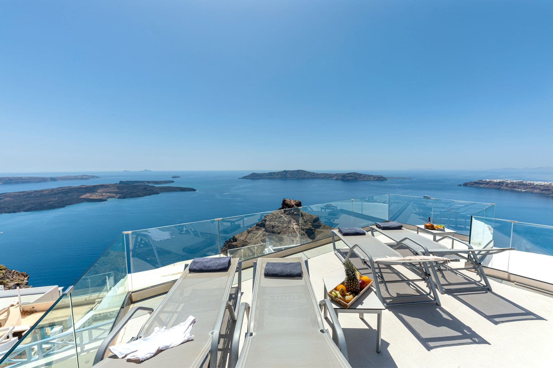 properties-PEARLCLIFF-1.jpg