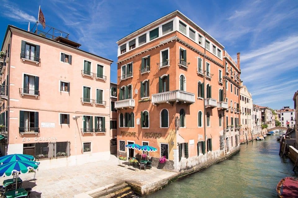 properties-PENSIONEVC-0.jpg