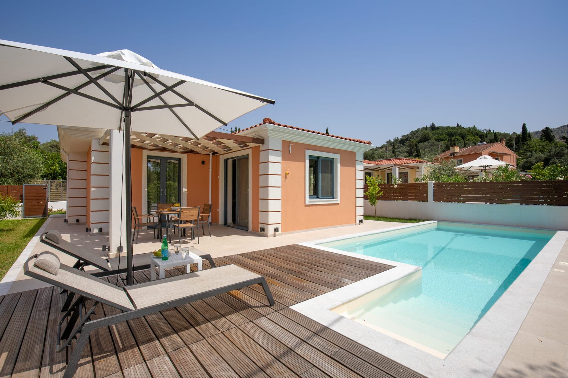 properties-PERITHIA-0.jpg
