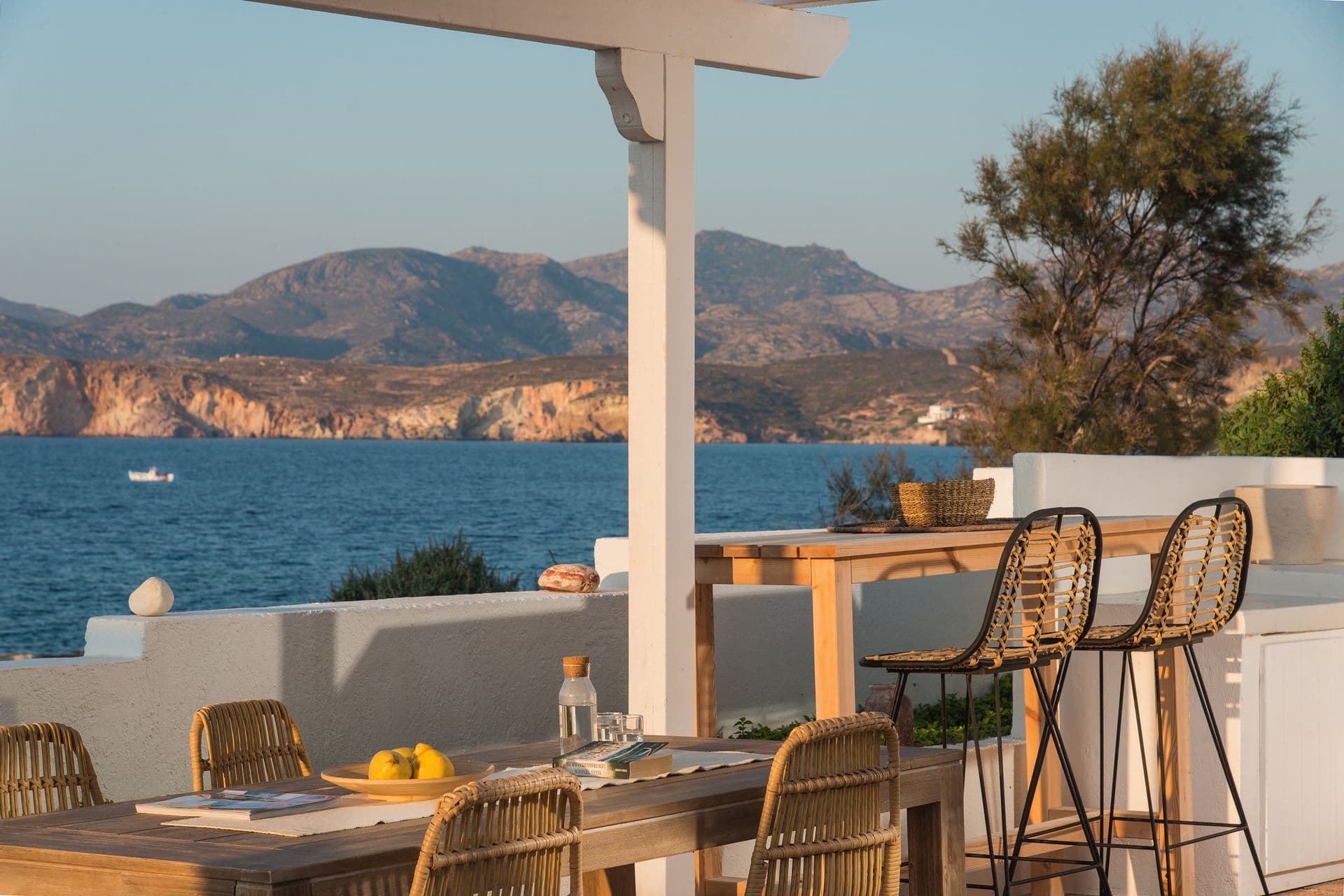 properties-PERLAMILOS-1.jpg