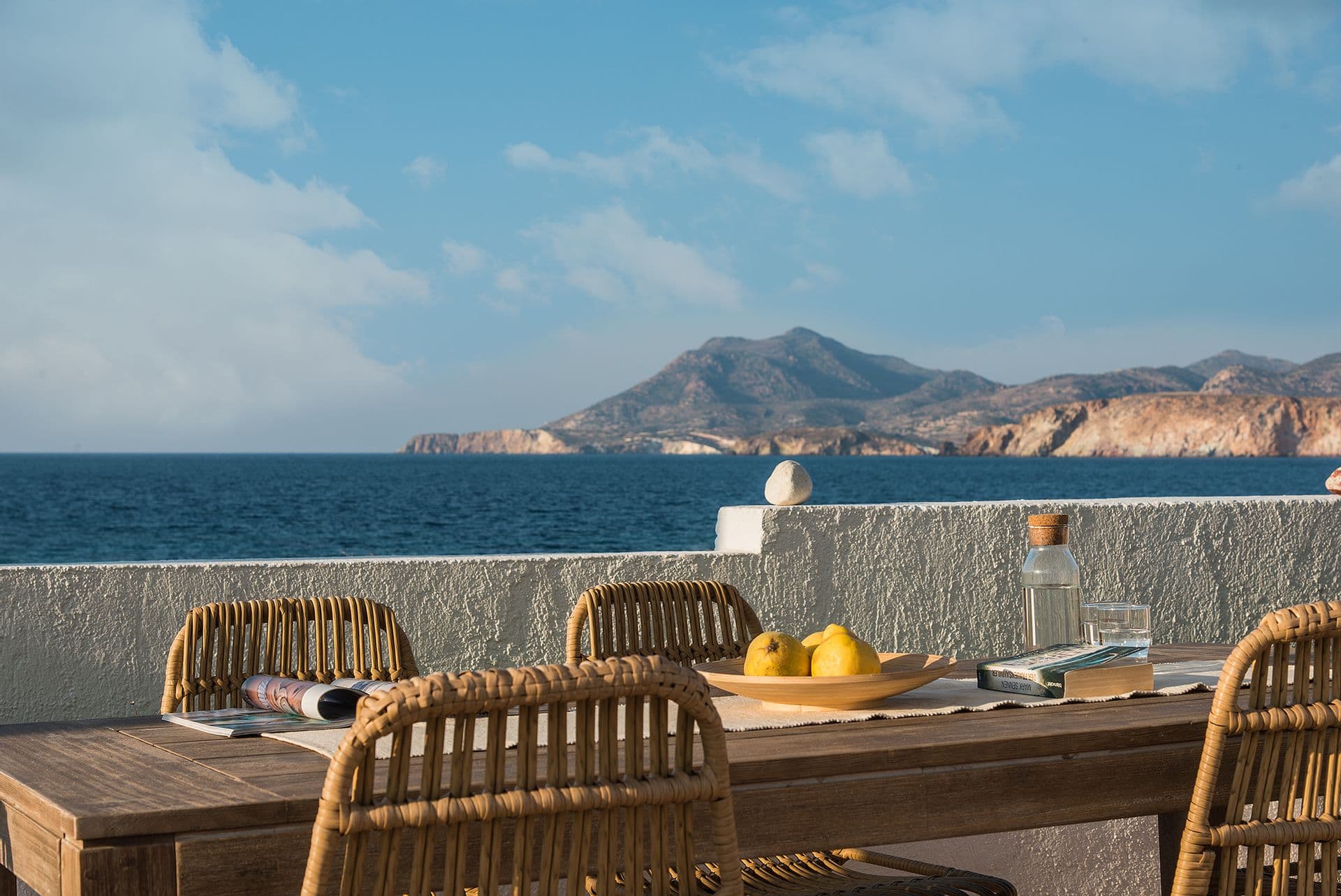 properties-PERLAMILOS-2.jpg