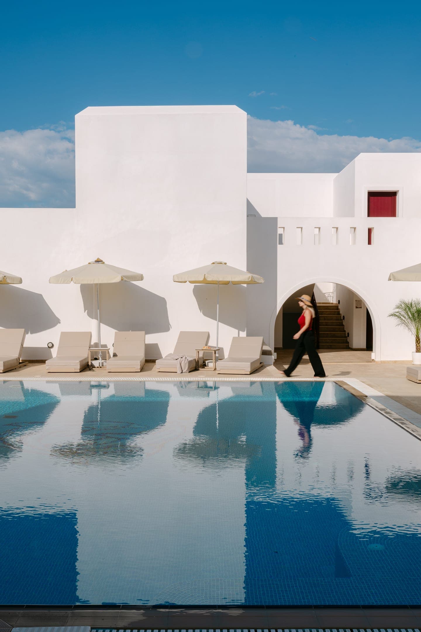 properties-PERLANAXOS-0.jpg