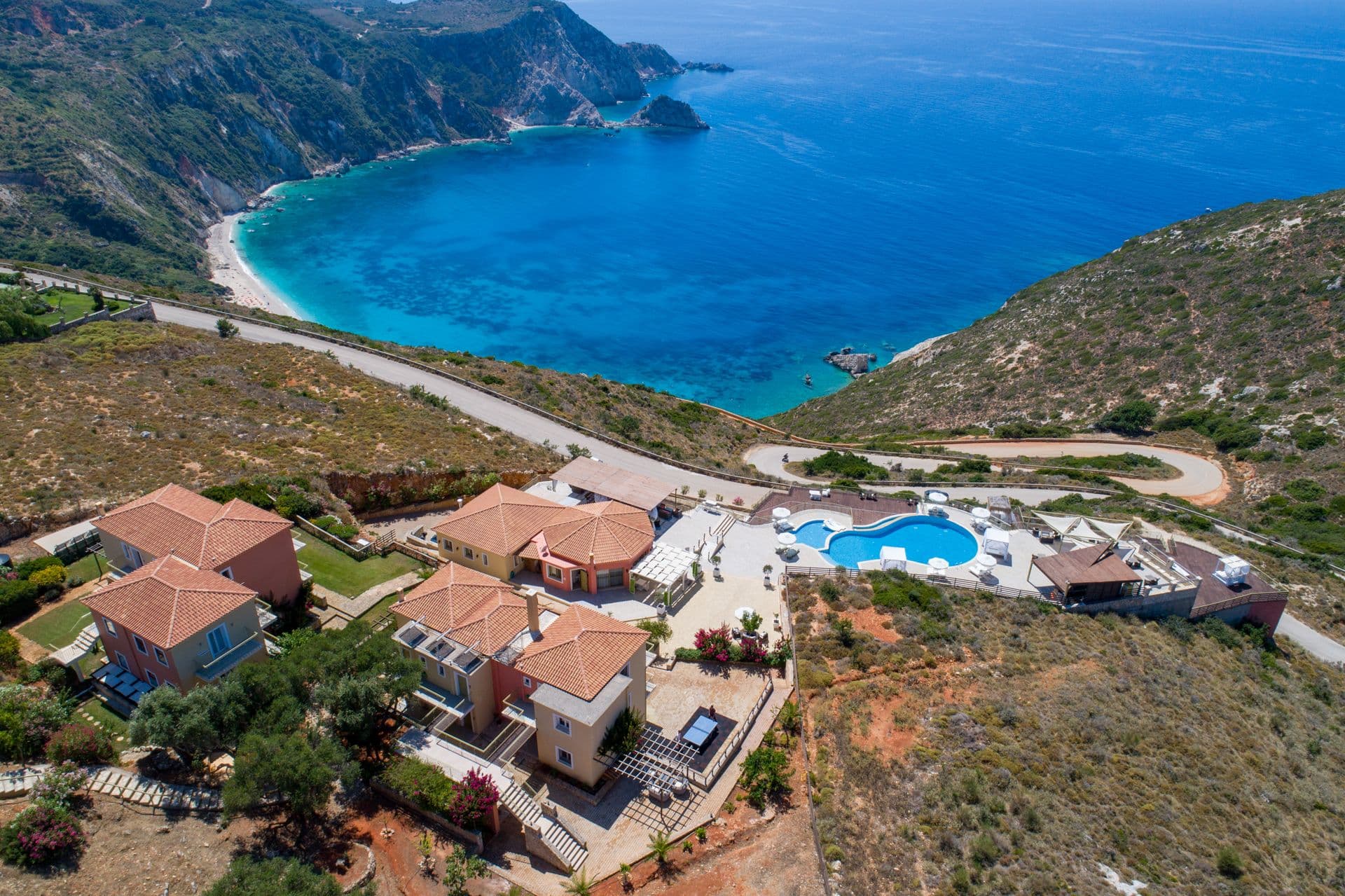 properties-PETANIBAY-0.jpg