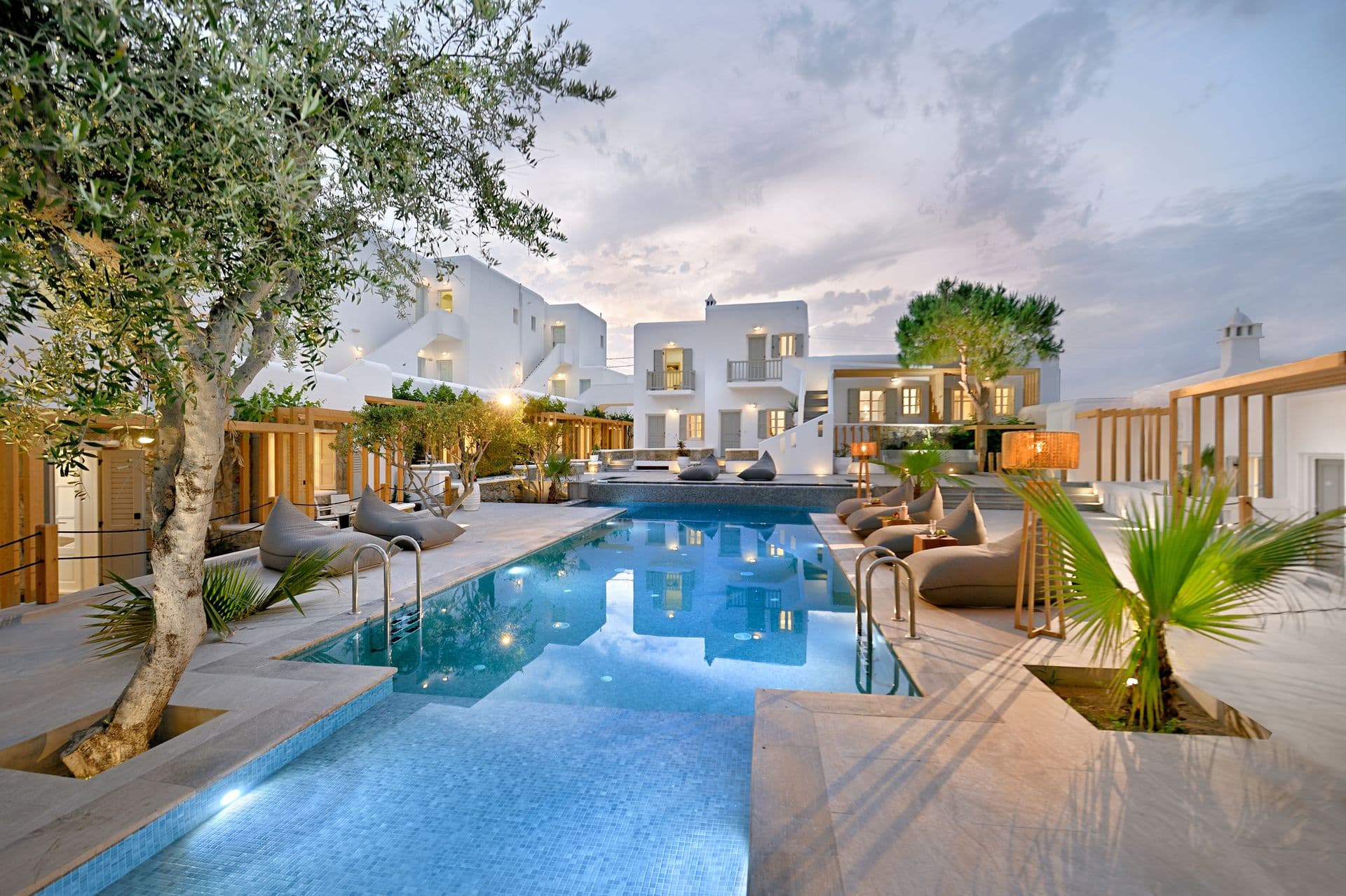 properties-PETINOS-0.jpg