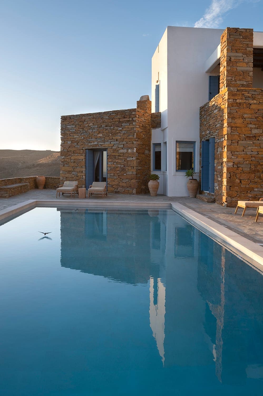 properties-PETRAKEA-0.jpg