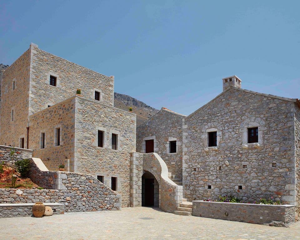 properties-PETRITIS-0.jpg