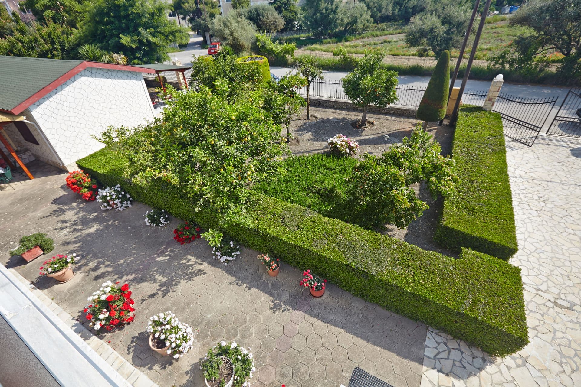 properties-PETTAS-4.jpg