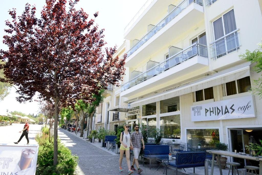 properties-PHIDIASHTL-3.jpg