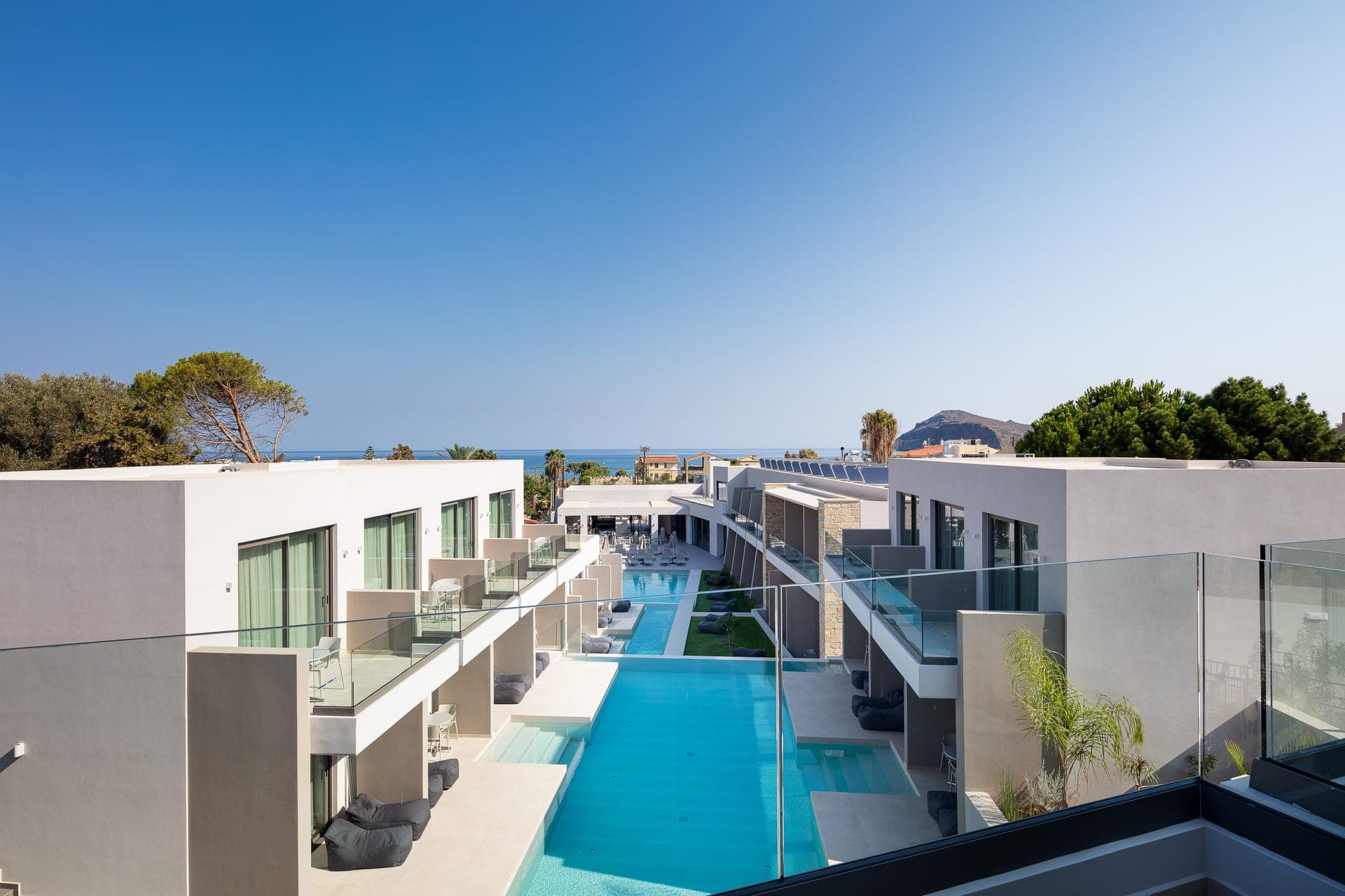 properties-PHOSHOT-0.jpg