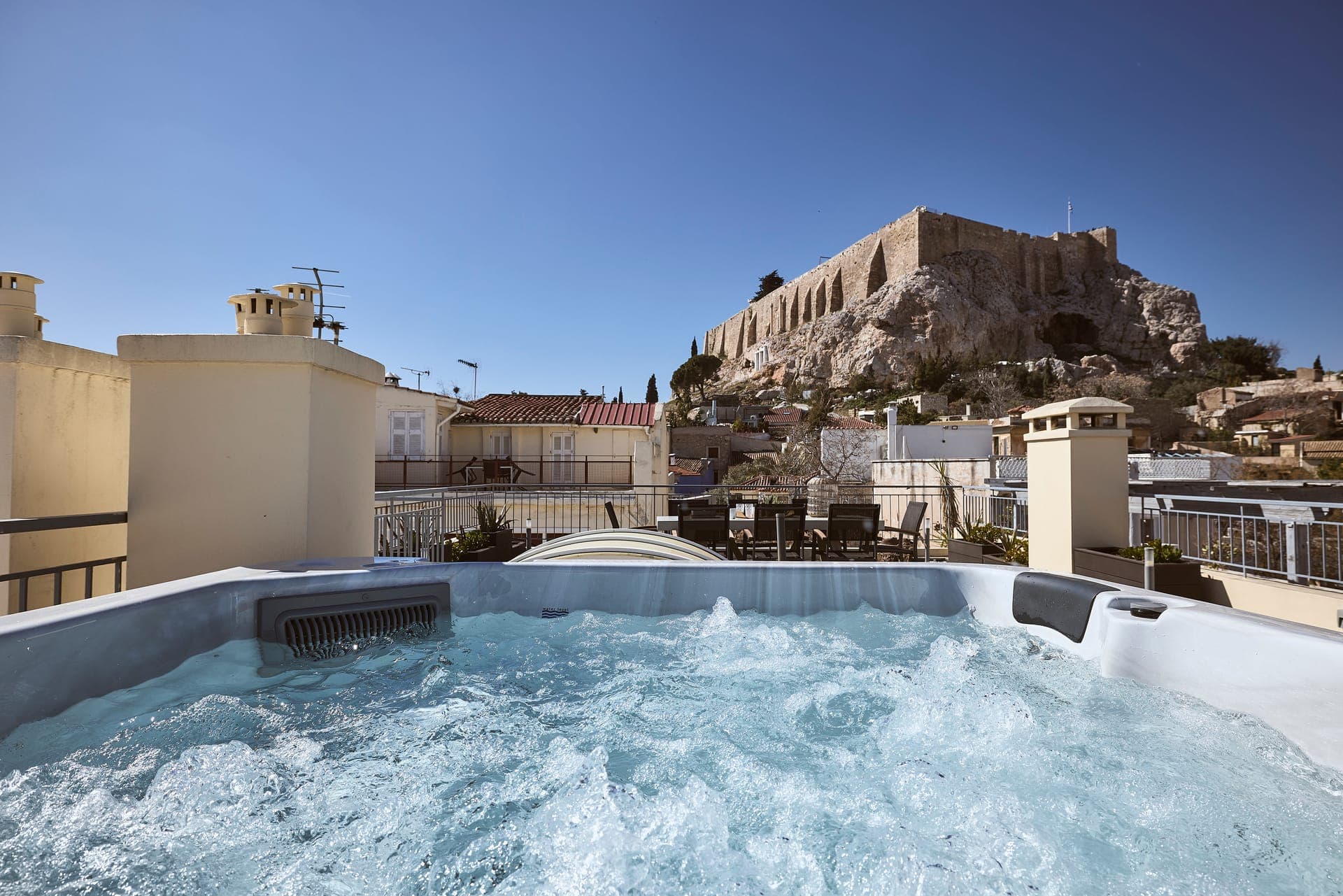 properties-PLAKAVILLA-0.jpg