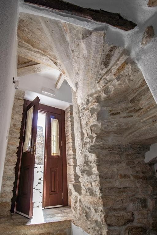 properties-PLATSASHS-3.jpg