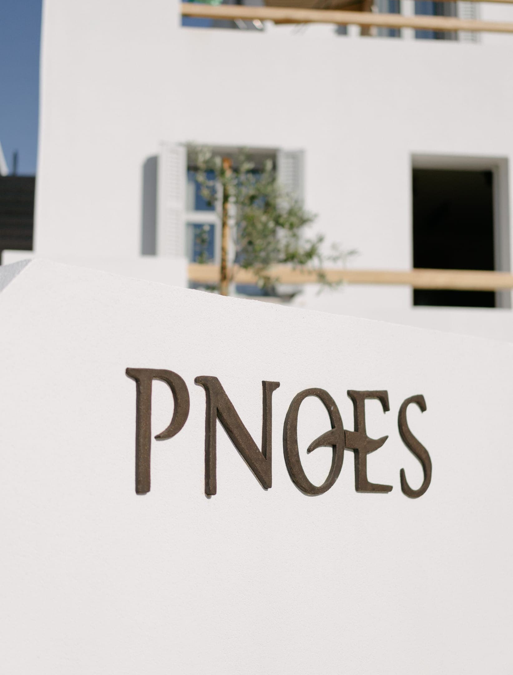 properties-PNOESSKYR-2.jpg