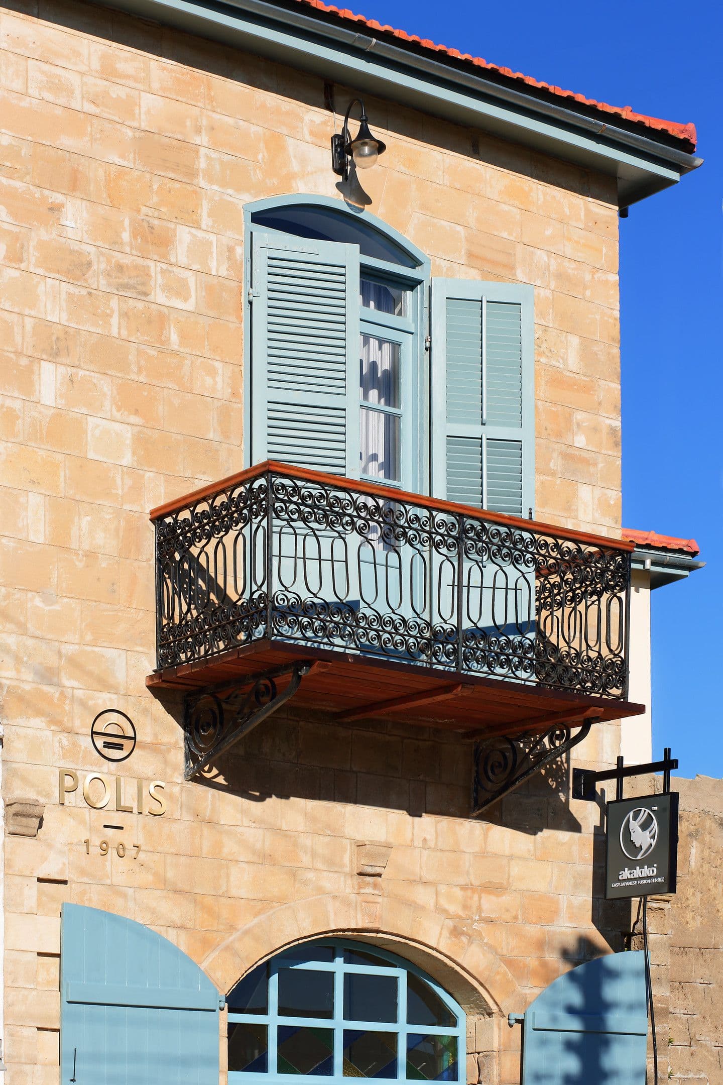 properties-POLIS1907-4.jpg