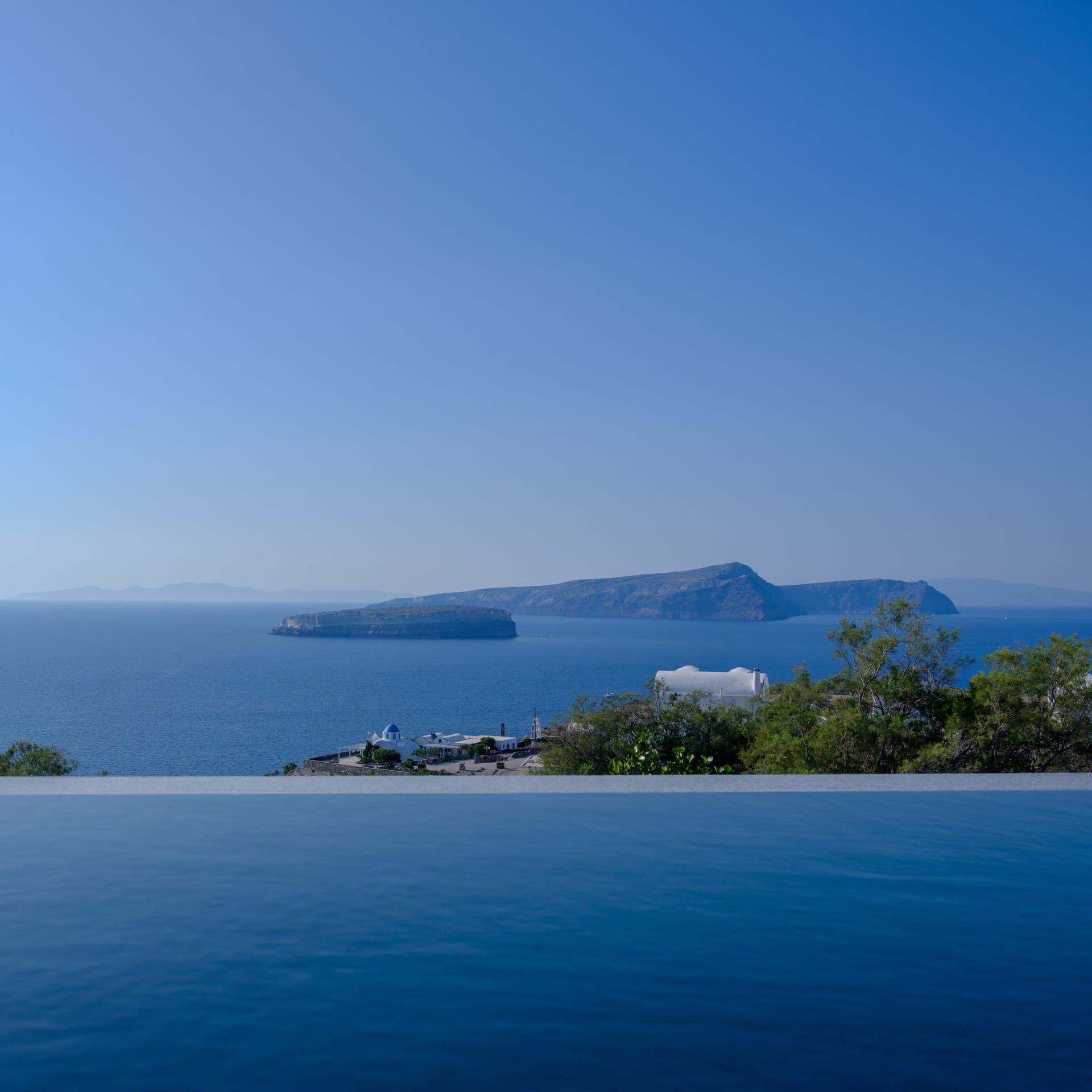 11 : 11 By Potnia Theron Suites