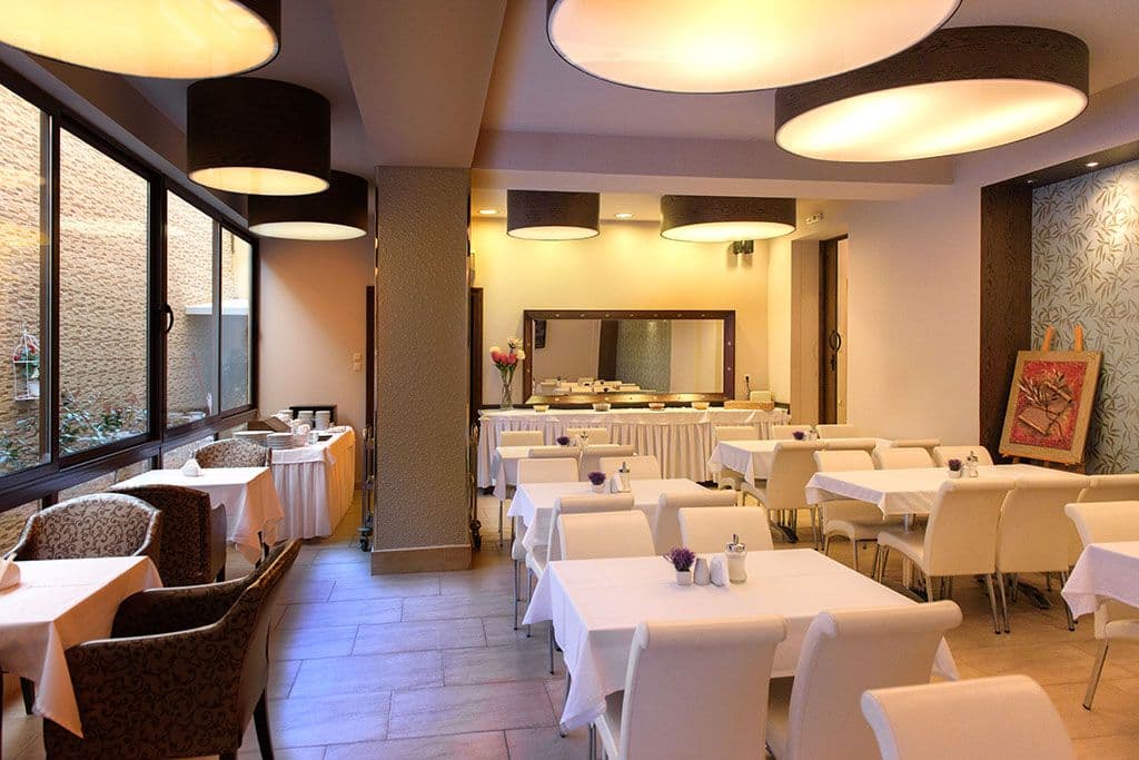 properties-PRINCHOTEL-2.jpg