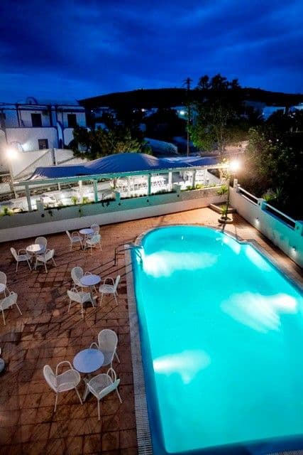 Privee Hotel Santorini