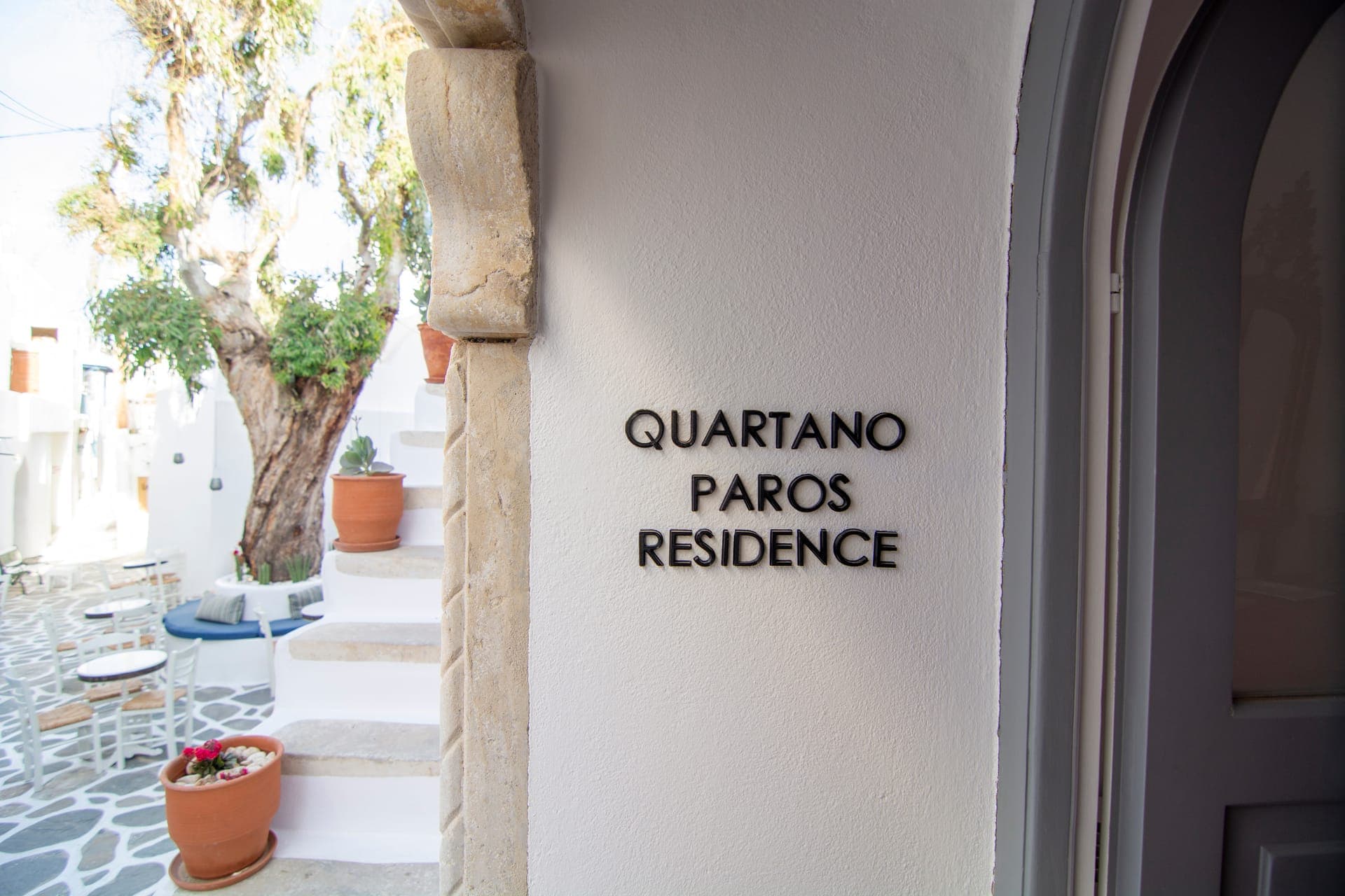 properties-QUARTPAROS-1.jpg