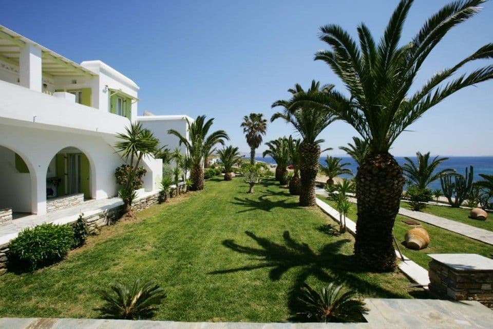 properties-RAPHAEL-0.jpg