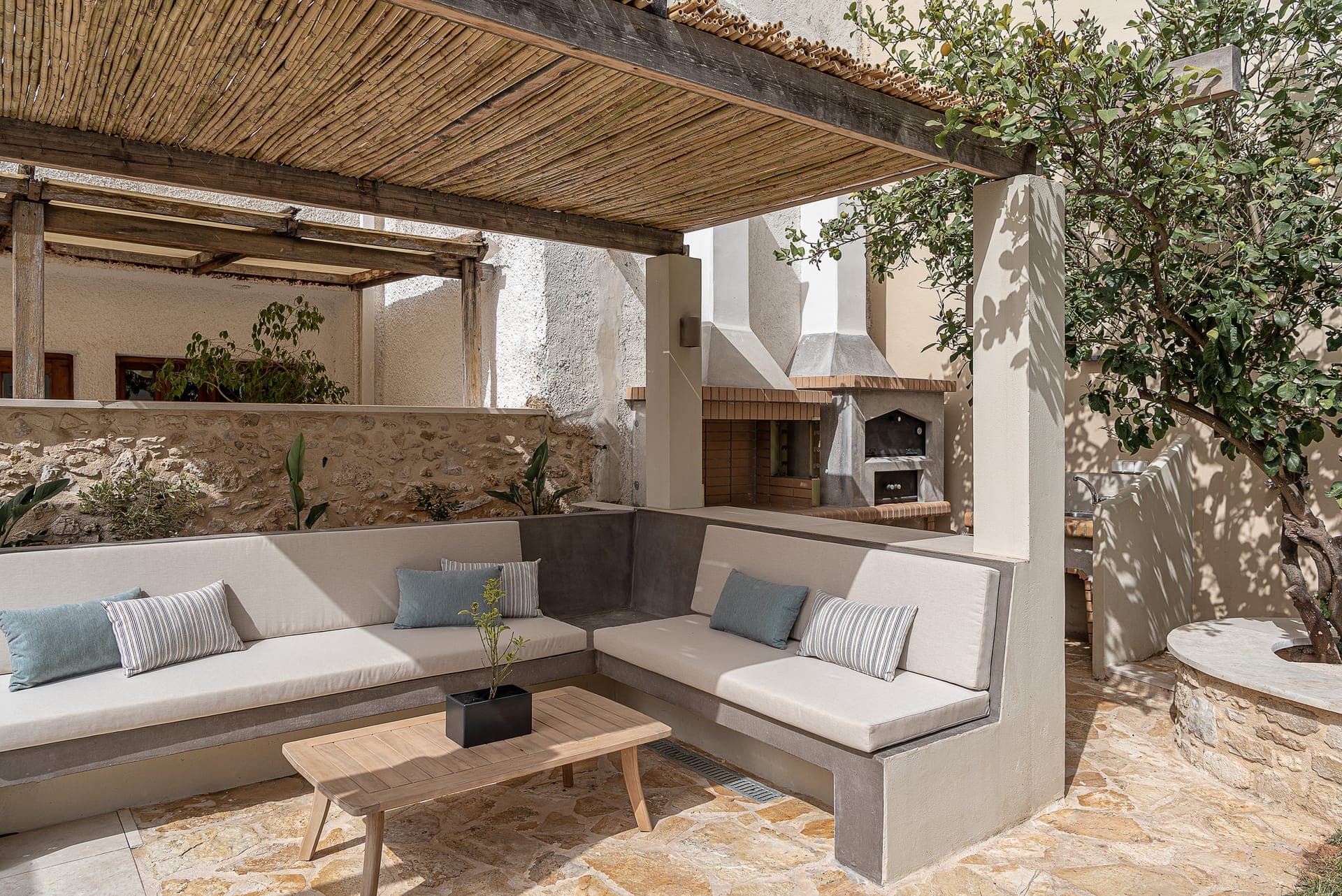 properties-RASTONIHM-4.jpg