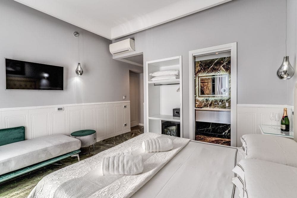 properties-ROME55-3.jpg