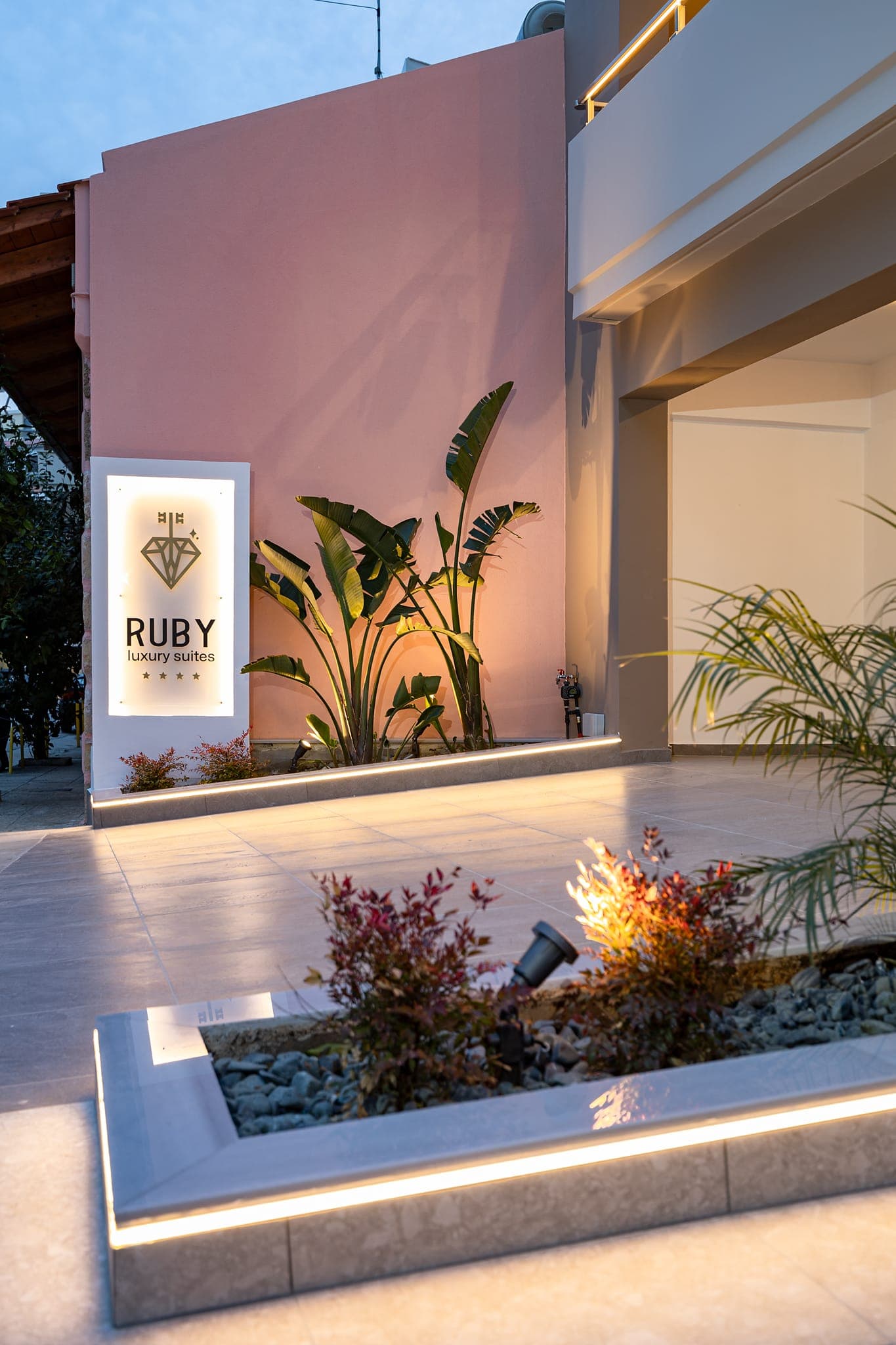 properties-RUBYLUX-2.jpg