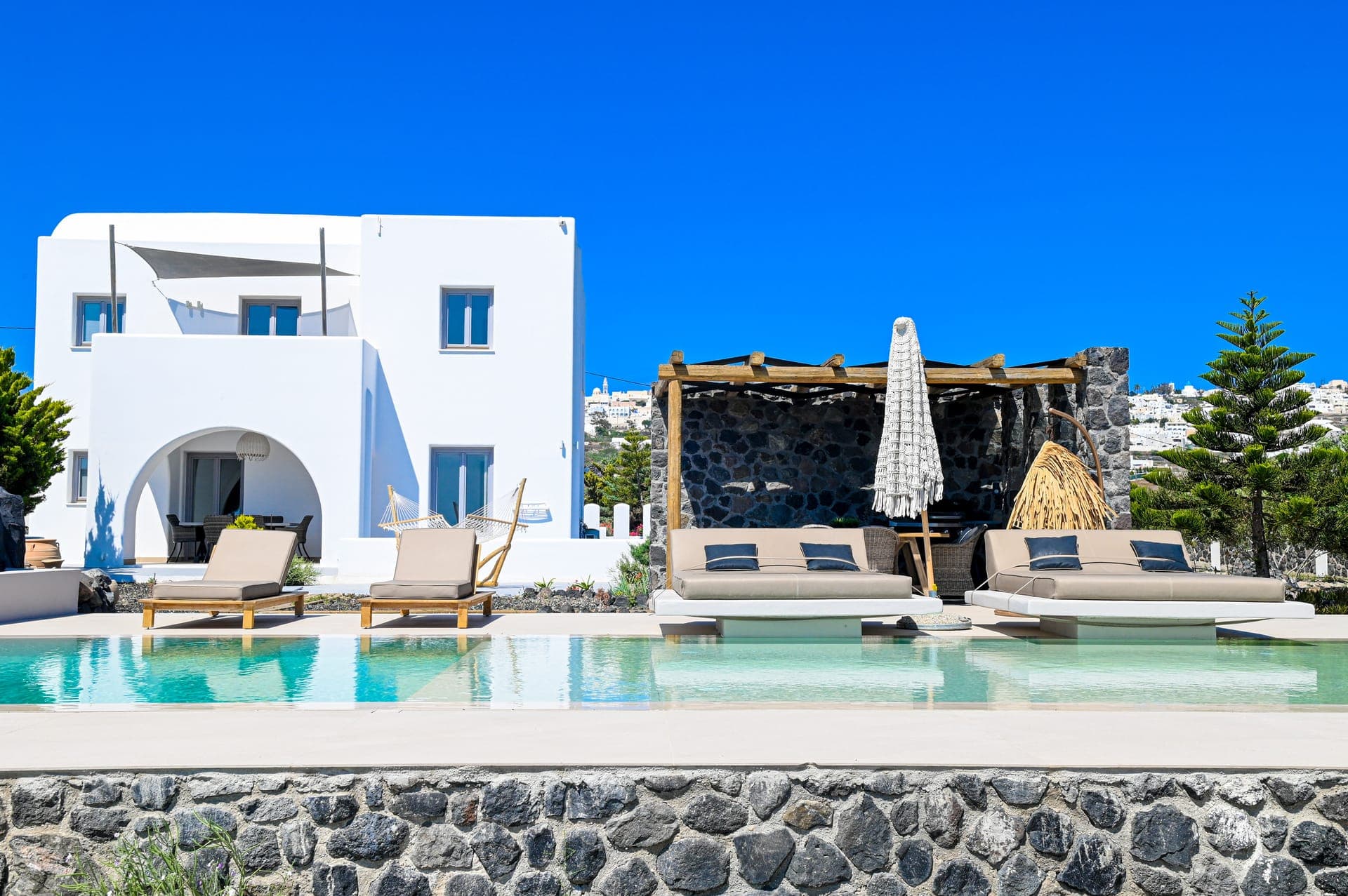 properties-SAINTAPOST-3.jpg