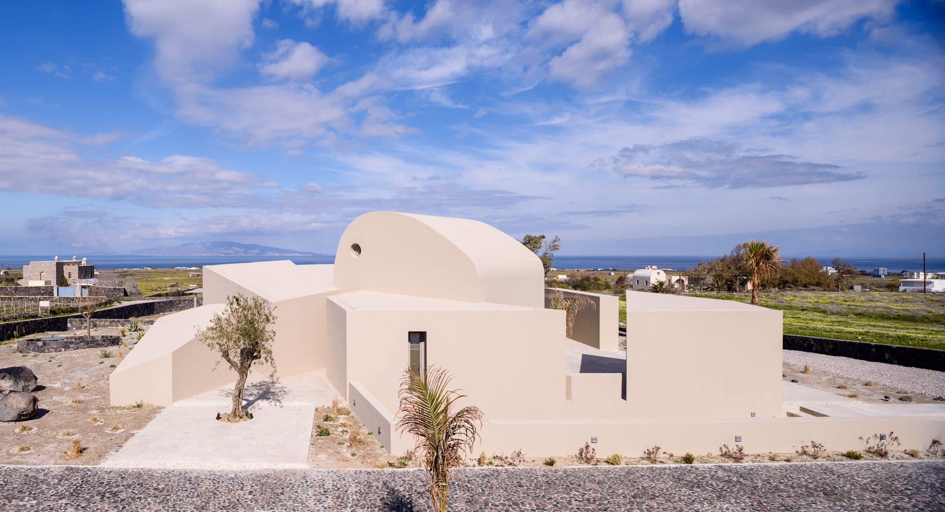 properties-SANTOPAZ-0.jpg