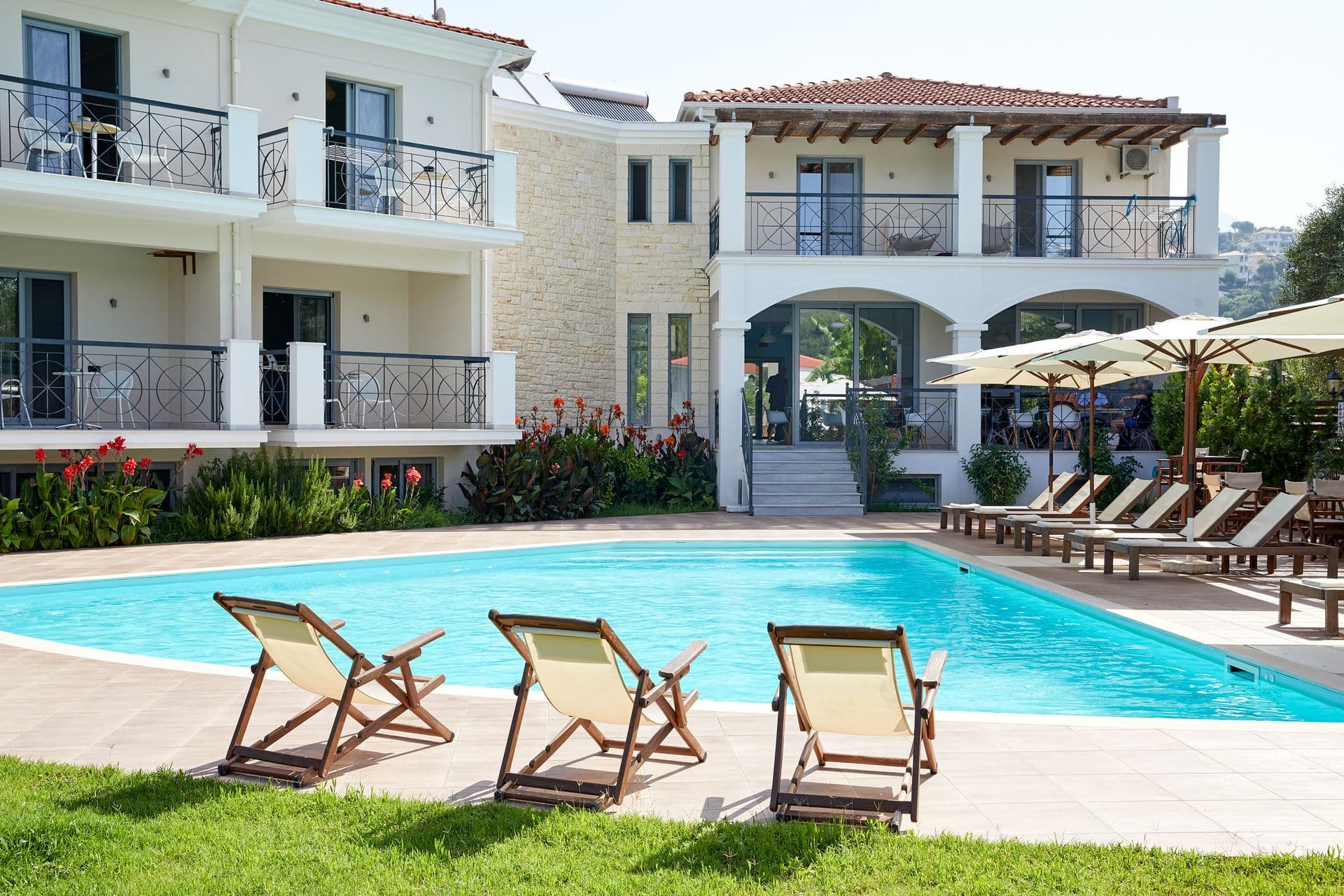 properties-SAPPHO-1.jpg