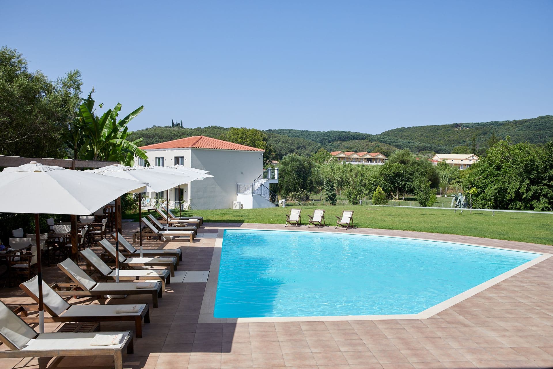 properties-SAPPHO-3.jpg