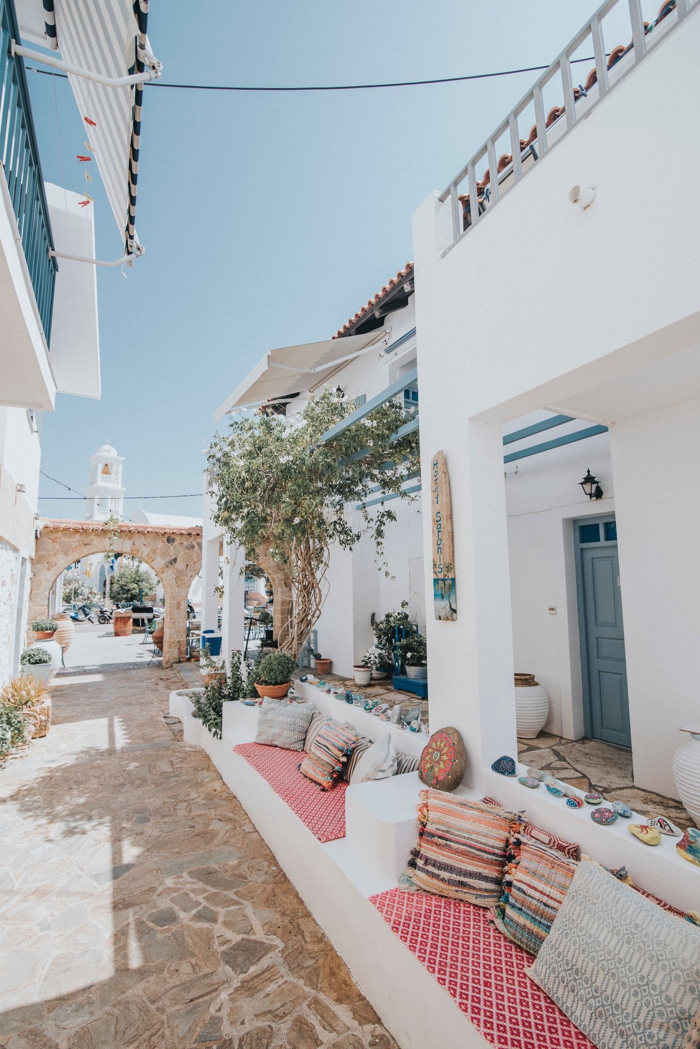 properties-SARONIS-1.jpg