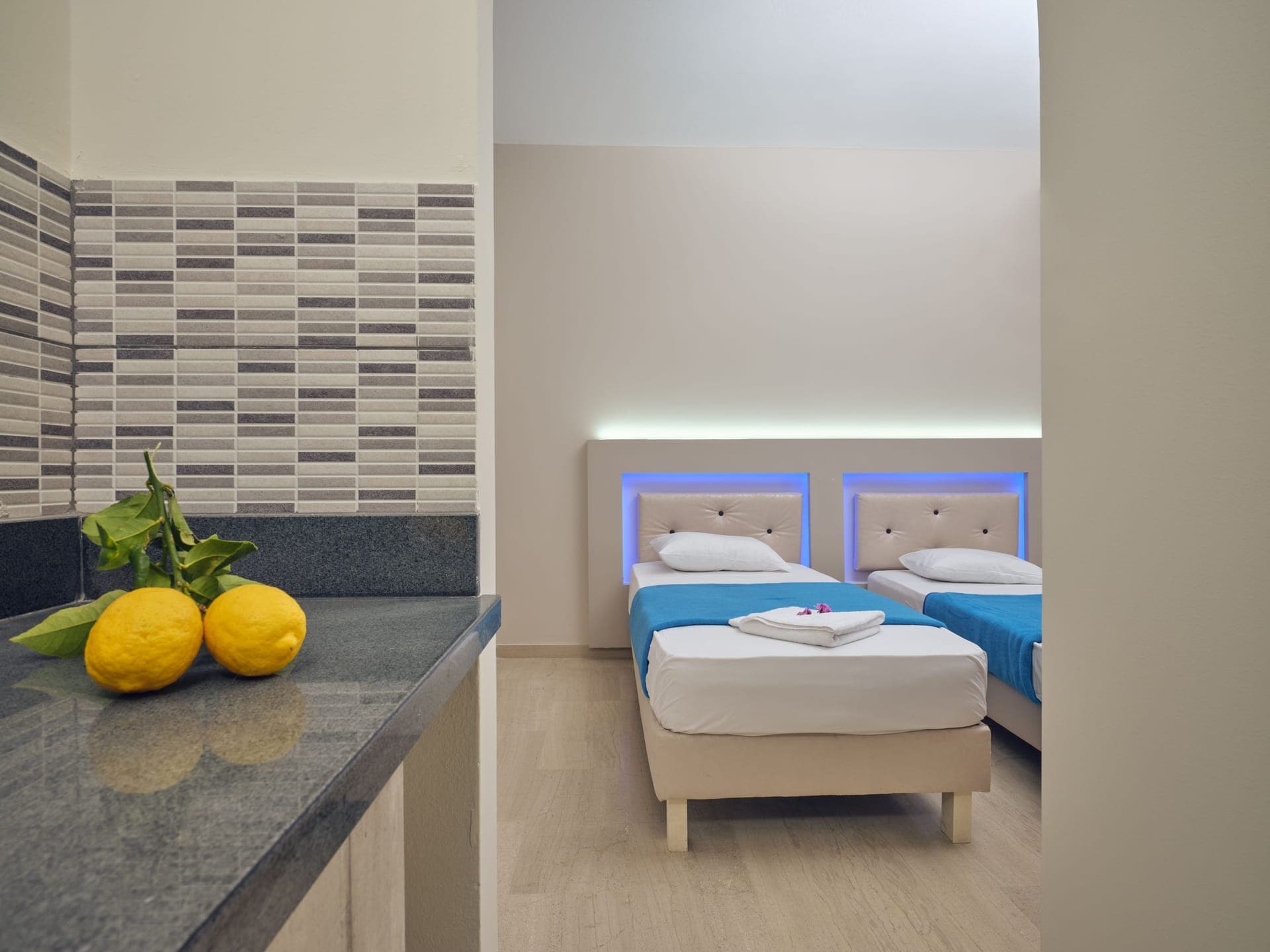 properties-SAVVASHTL-1.jpg