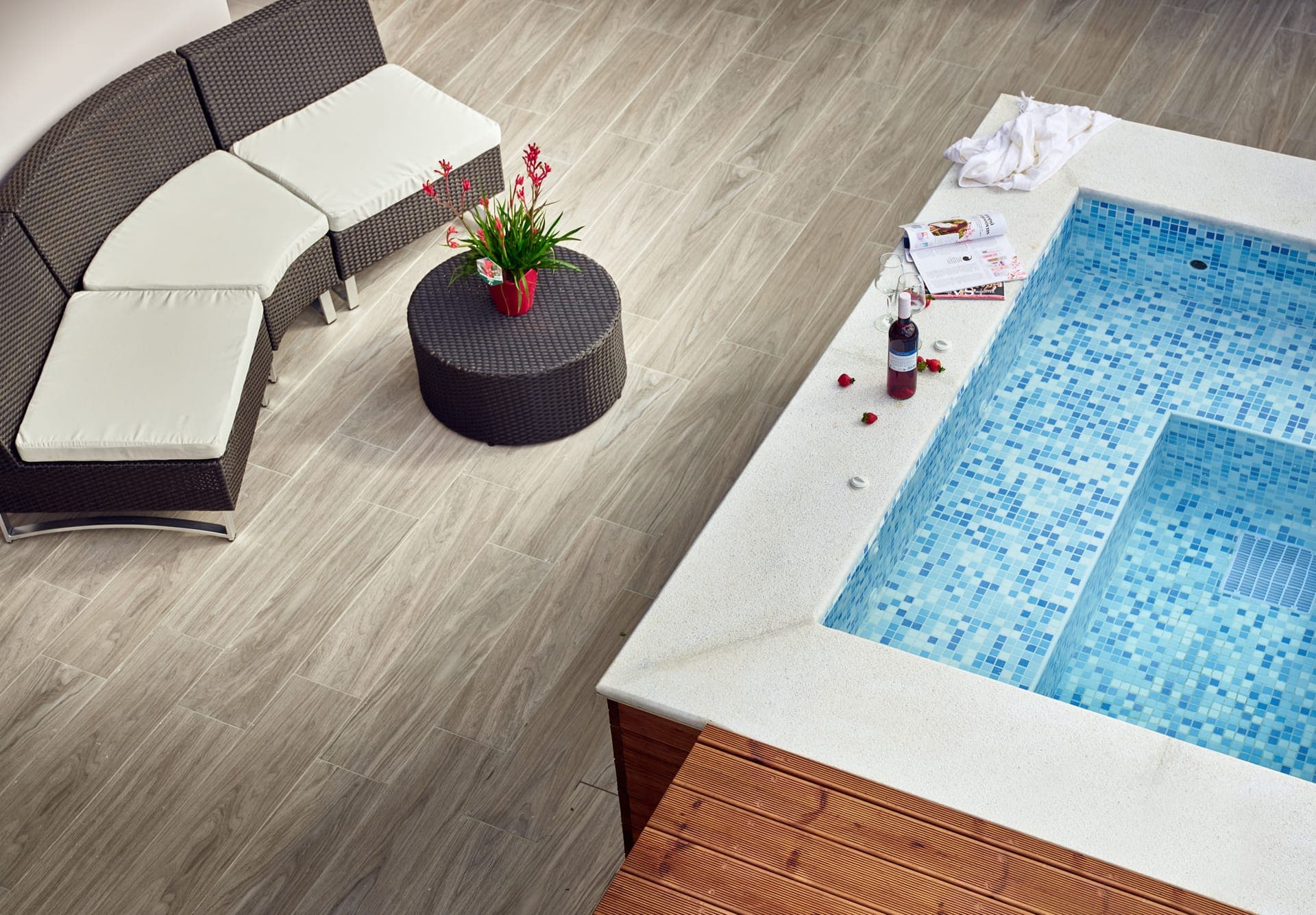 properties-SAVVASLUXS-0.jpg