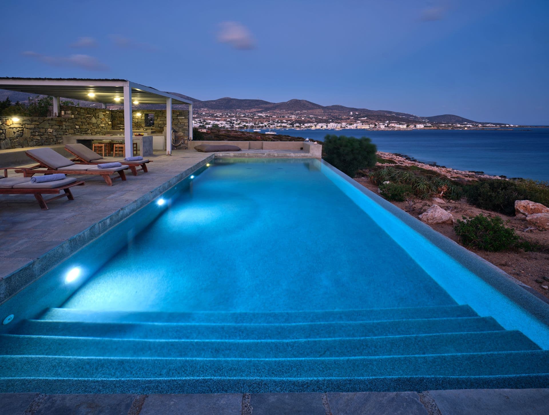 properties-SEAFRONTVL-1.jpg