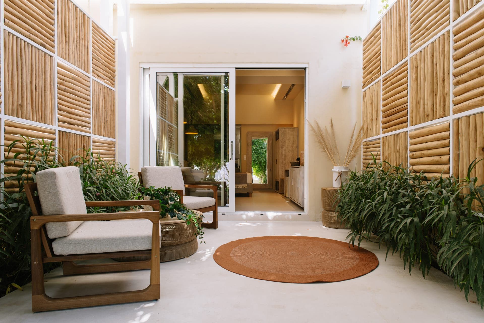 properties-SEANYMPHS-1.jpg