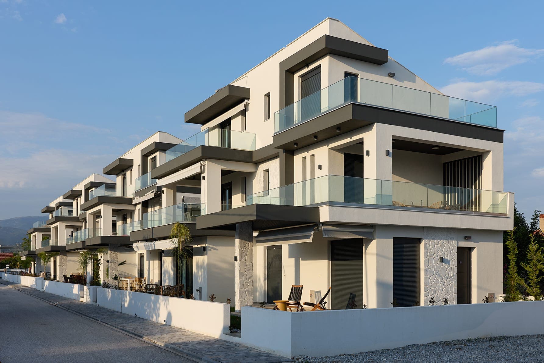 properties-SEAPEARLRE-2.jpg