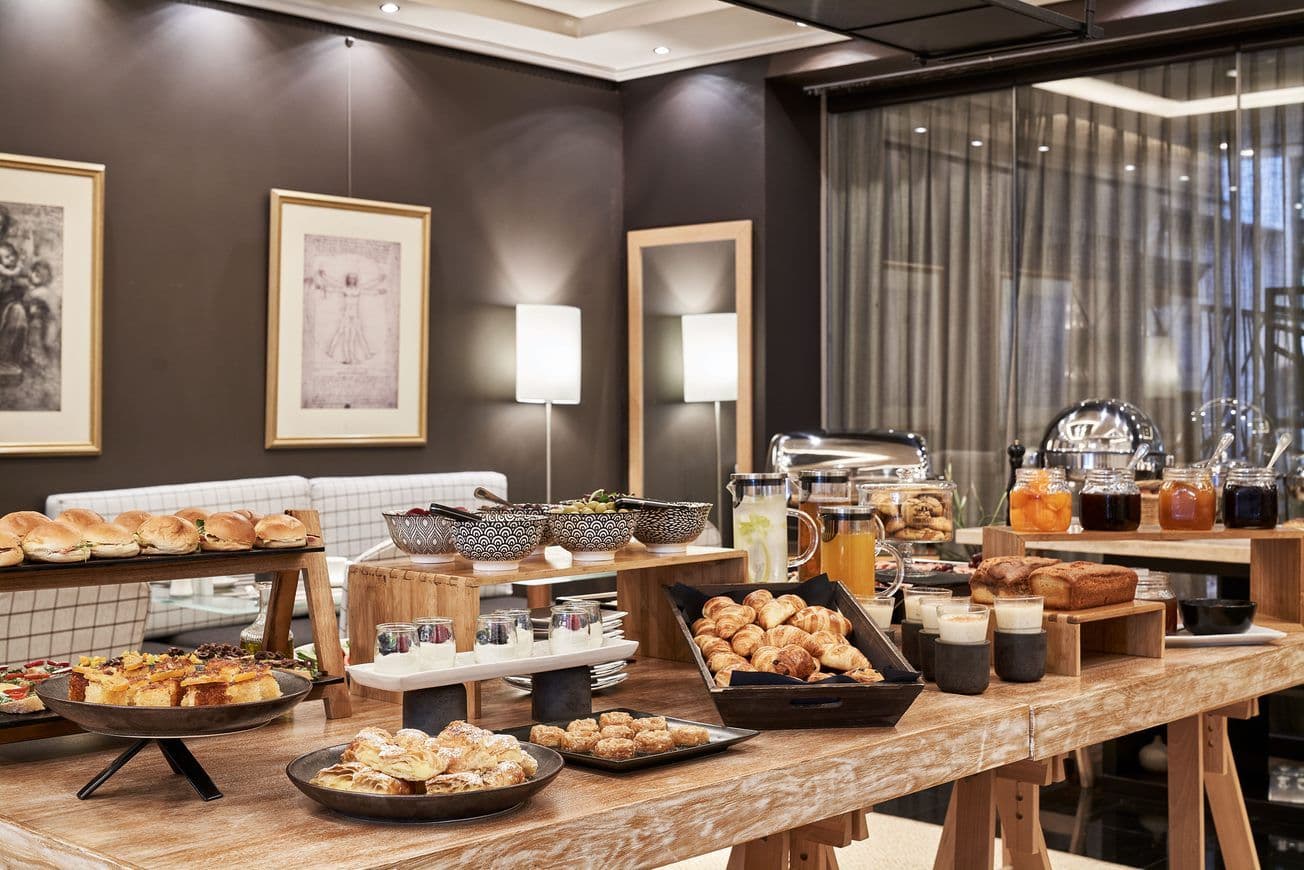 Buffet Breakfast