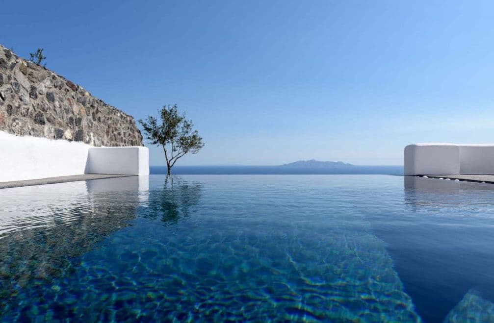 Andromache Private pool