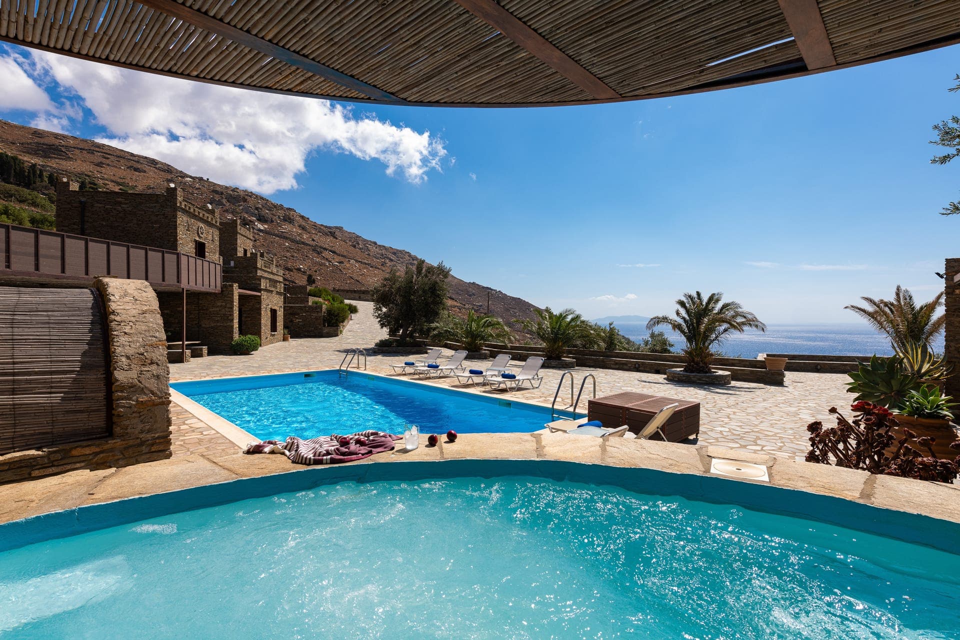 properties-SERANDROS-0.jpg