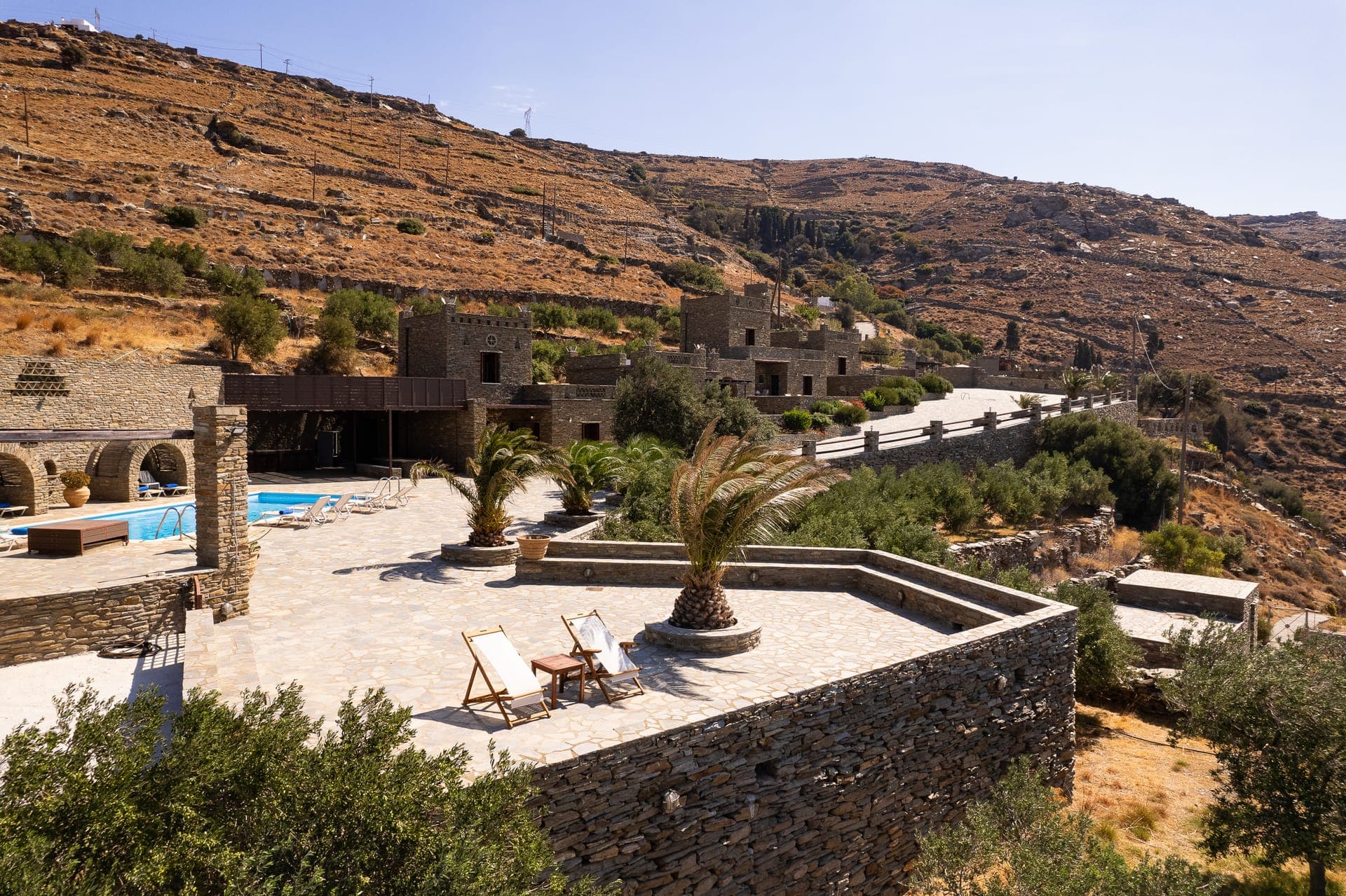 properties-SERANDROS-1.jpg