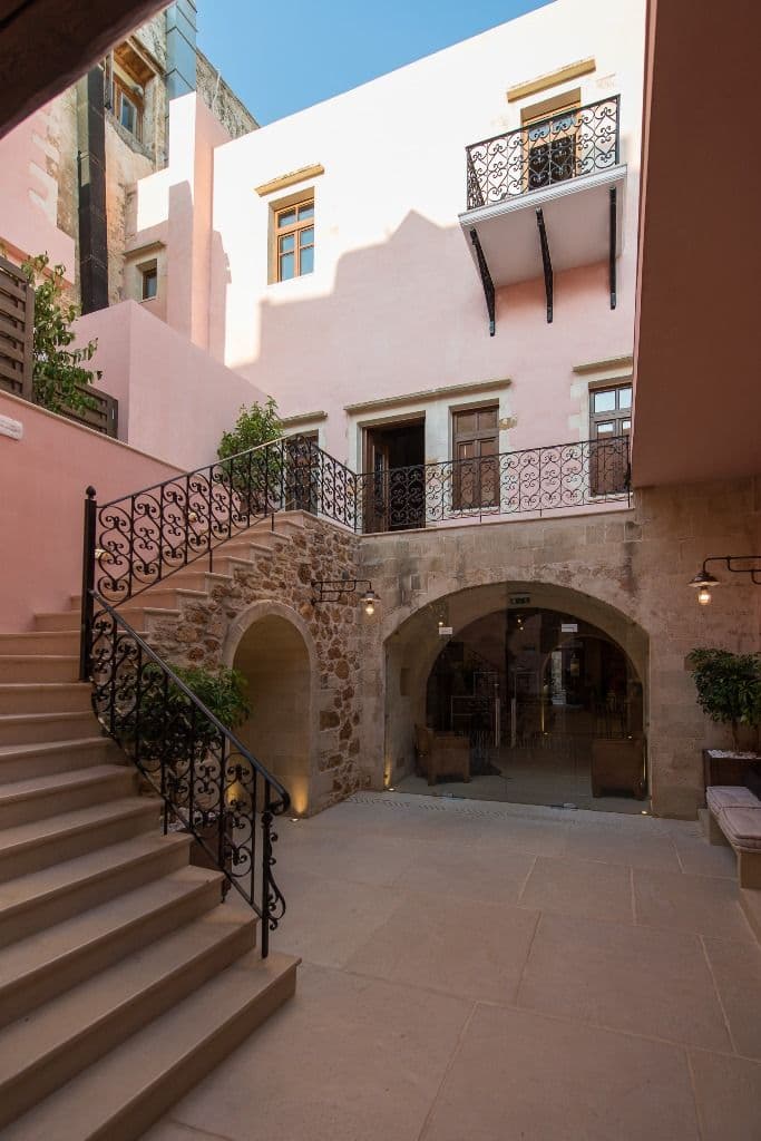 properties-SERENISS-2.jpg